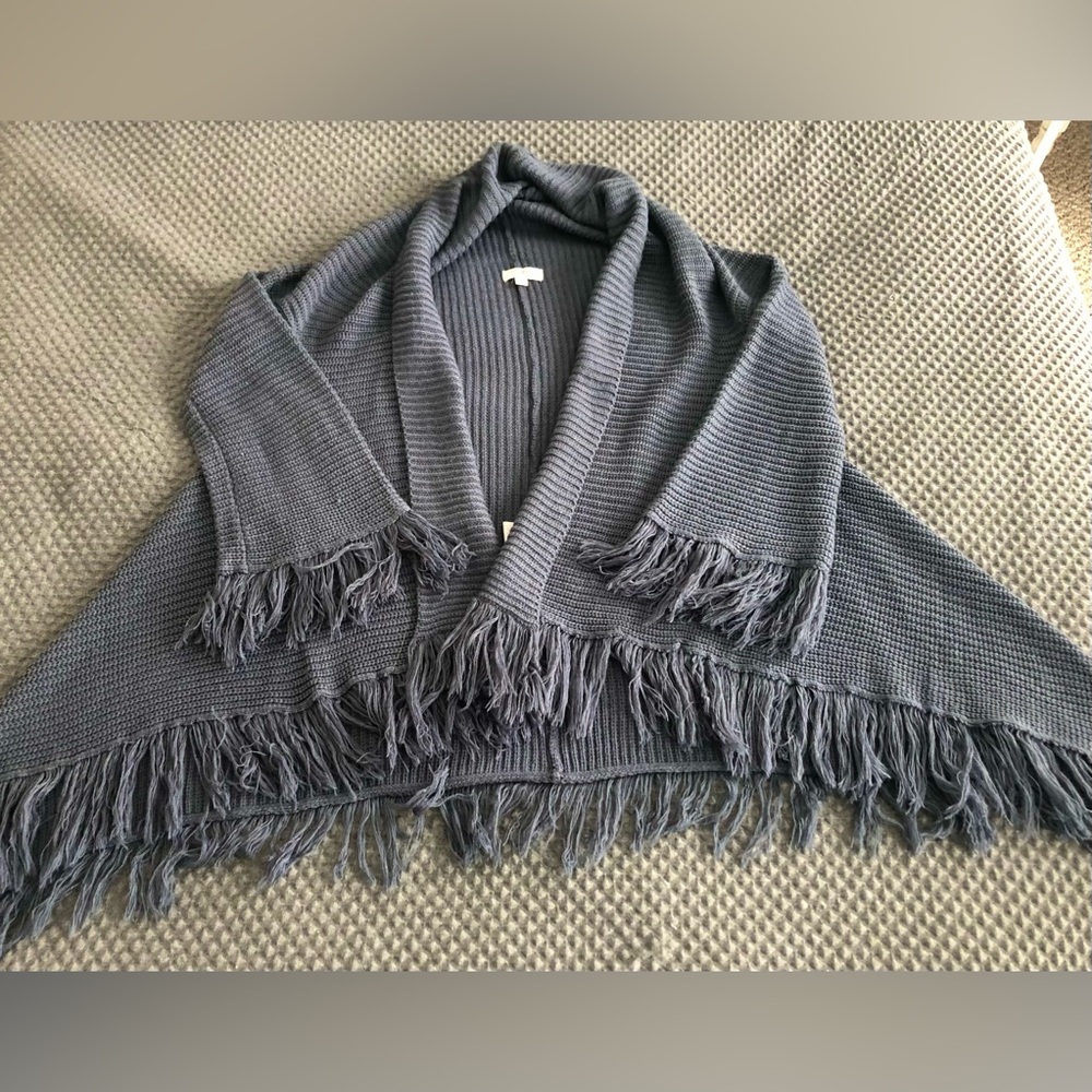 Umgee Sweater size small